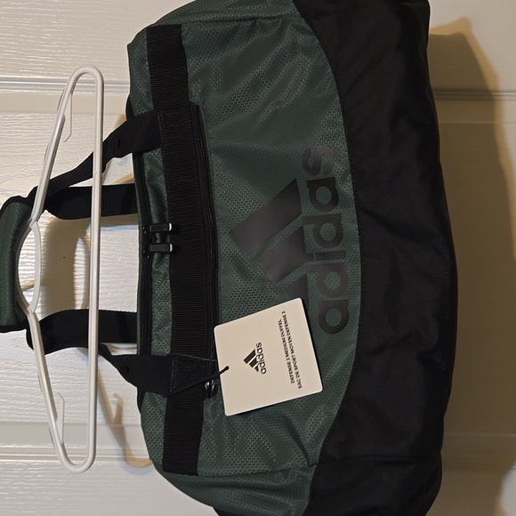 Adidas Medium Duffle Bag - Picture 1 of 6